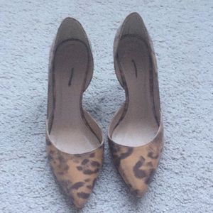 Gorgeous patent leather heels